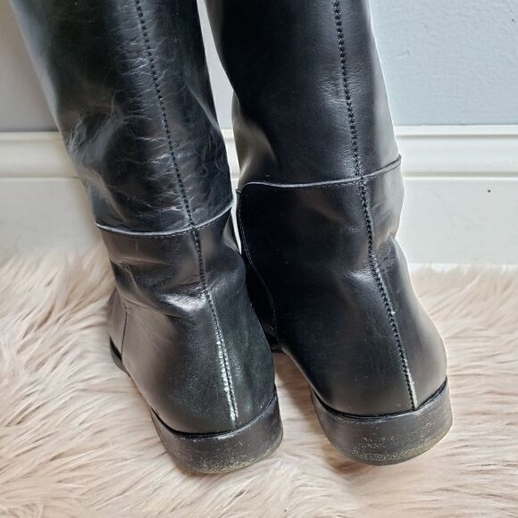 Manolo Blahnik Black Astrakhan-Cuffed Riding Boot - Picture 4 of 8